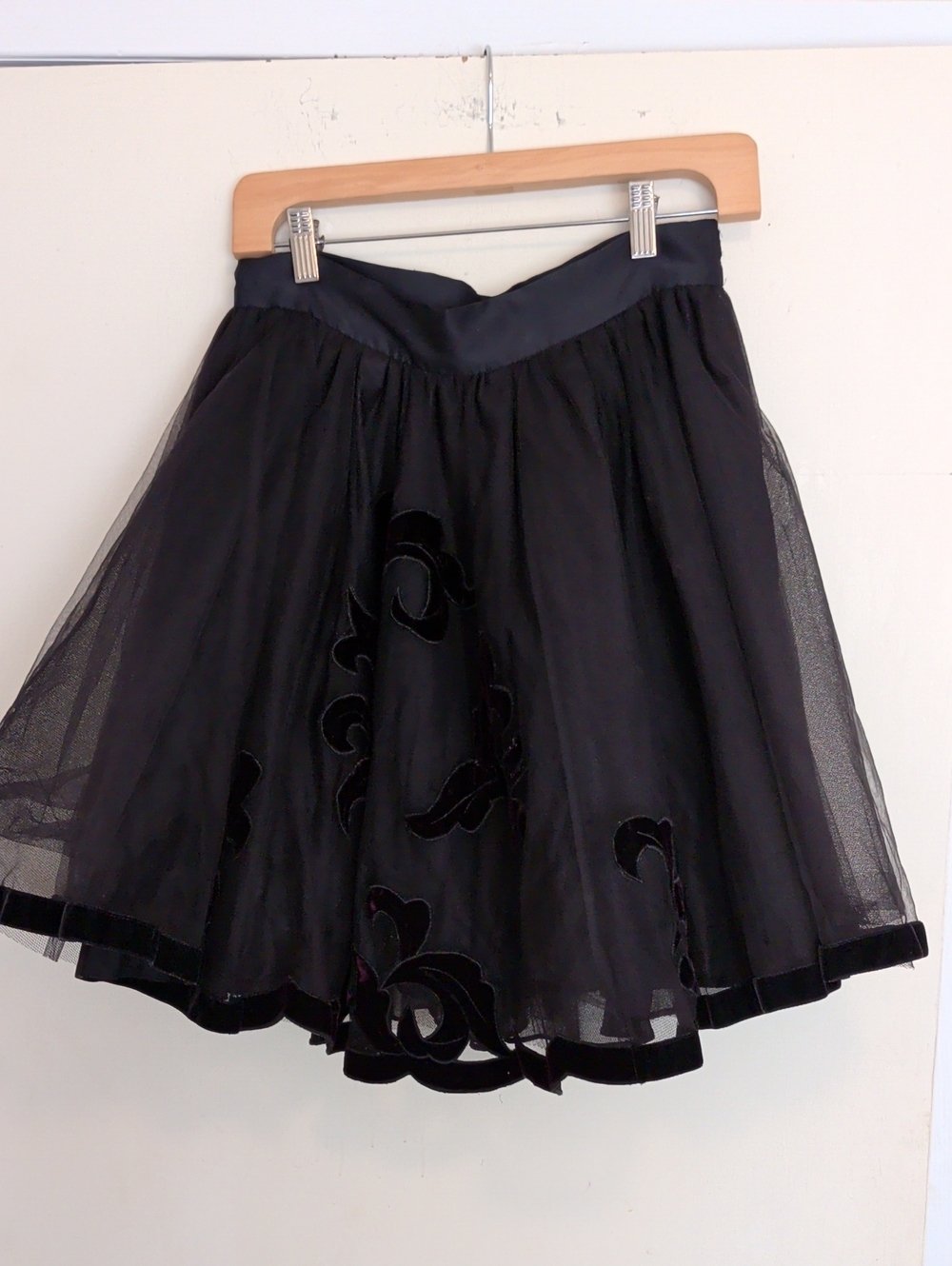 Natori Short Black Tulle Tutu Skirt 28 Velvet Trim